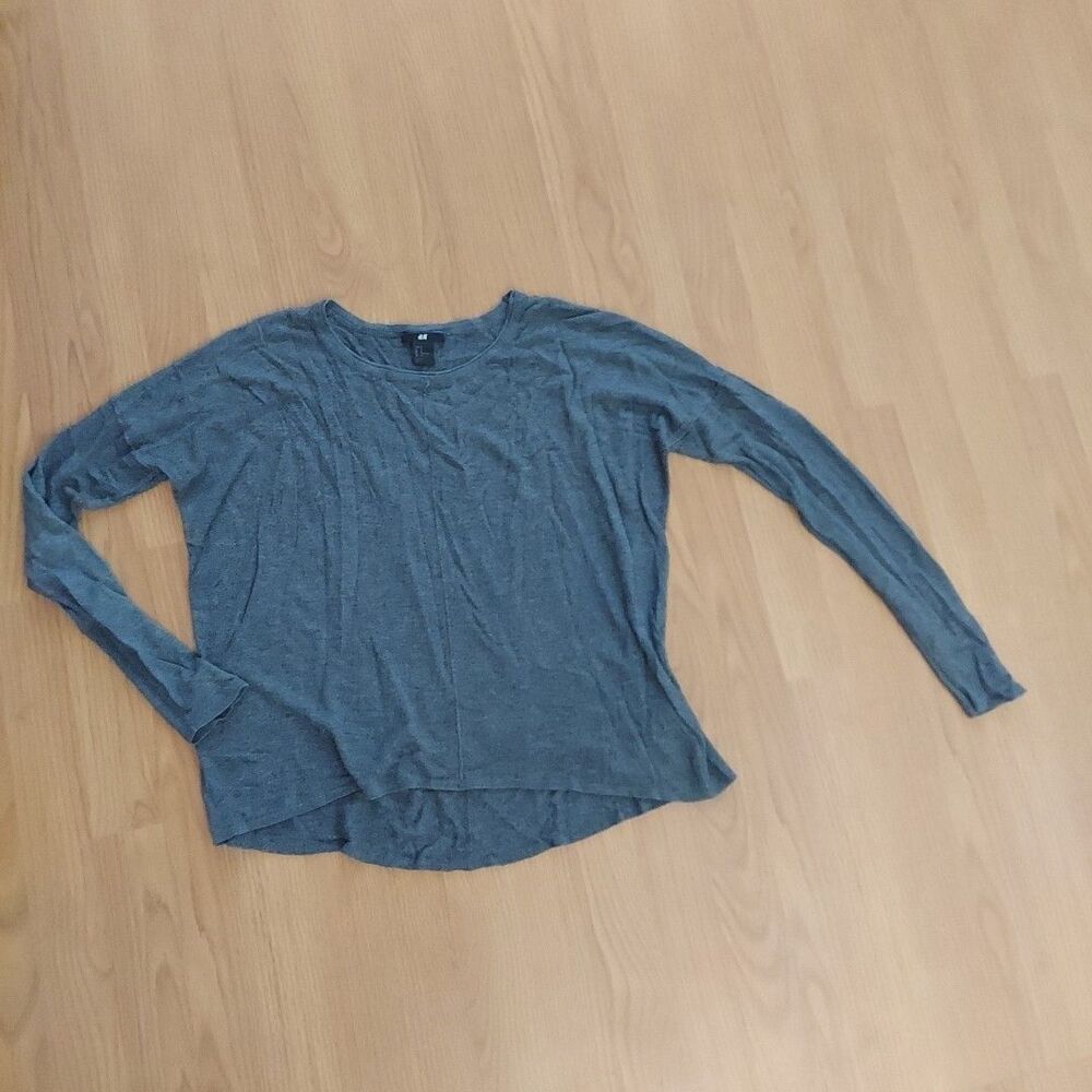 H&M Grey Acrylic/Viscose Lightweight Sweater Sz Medium
